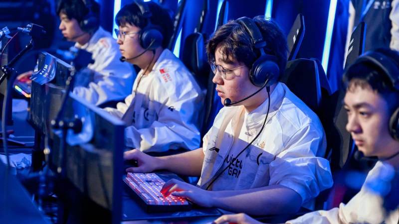 JDG对战BLG：打野节奏与下路对线谁才是比赛胜负手